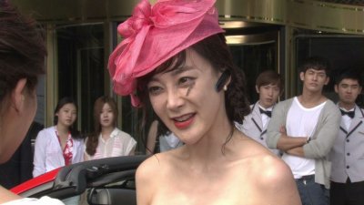 Влюбленные с пляжа / Влюблённые с Хэундэ