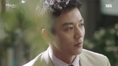 Врачи / Доктора / Бандитка Хе Чон / Плохая девочка против хорошего доктора