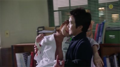 Учитель Ким, Доктор-романтик