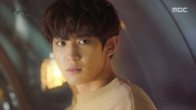 Обнаженный пожарный