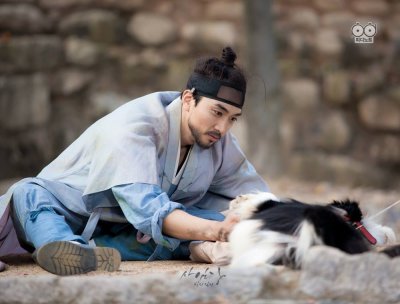 Саимдан, дневник света  Син Саимдан: ее история